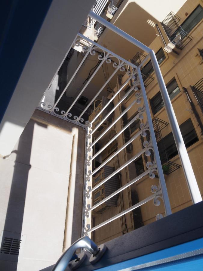 Balluta Sliema Modern Apartment Luaran gambar